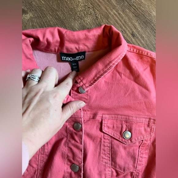 Pink jacket - Picture 3 of 4